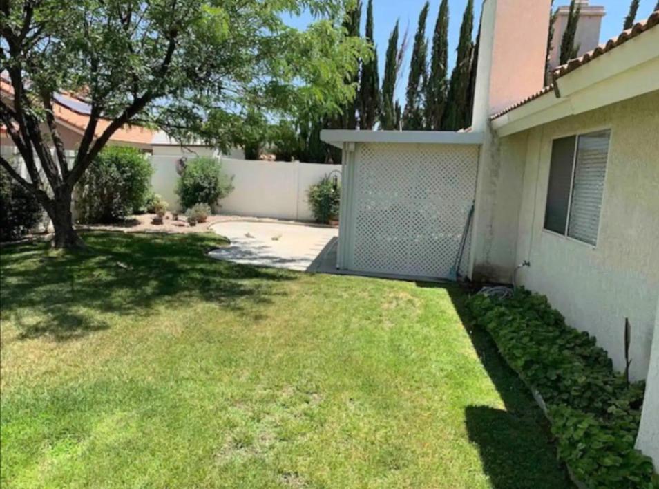Golden Saddle Suite With Tv And Private Bathroom Hemet Exterior photo